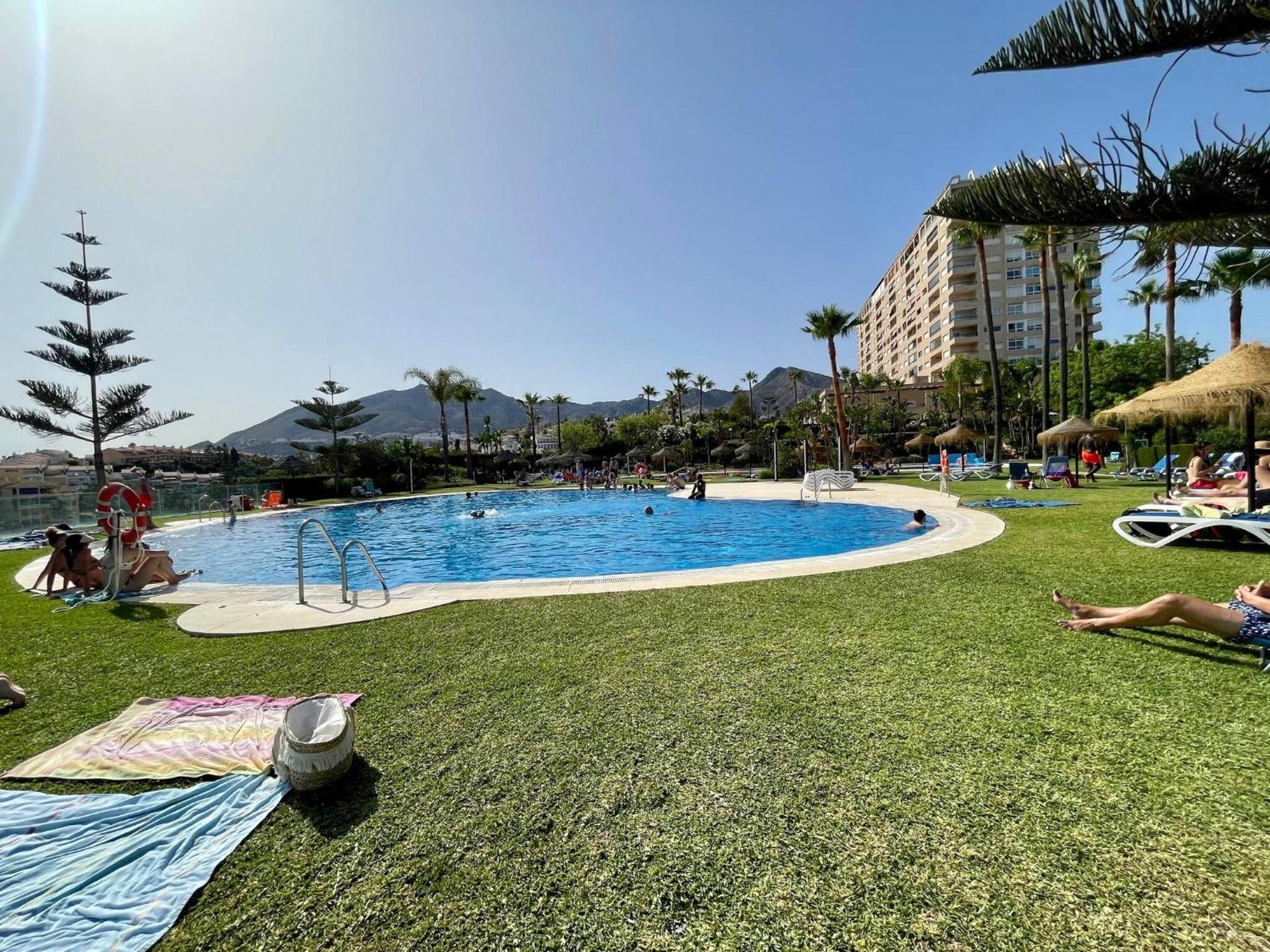 El Coloso de SteraM Flats Benalmádena Exterior foto
